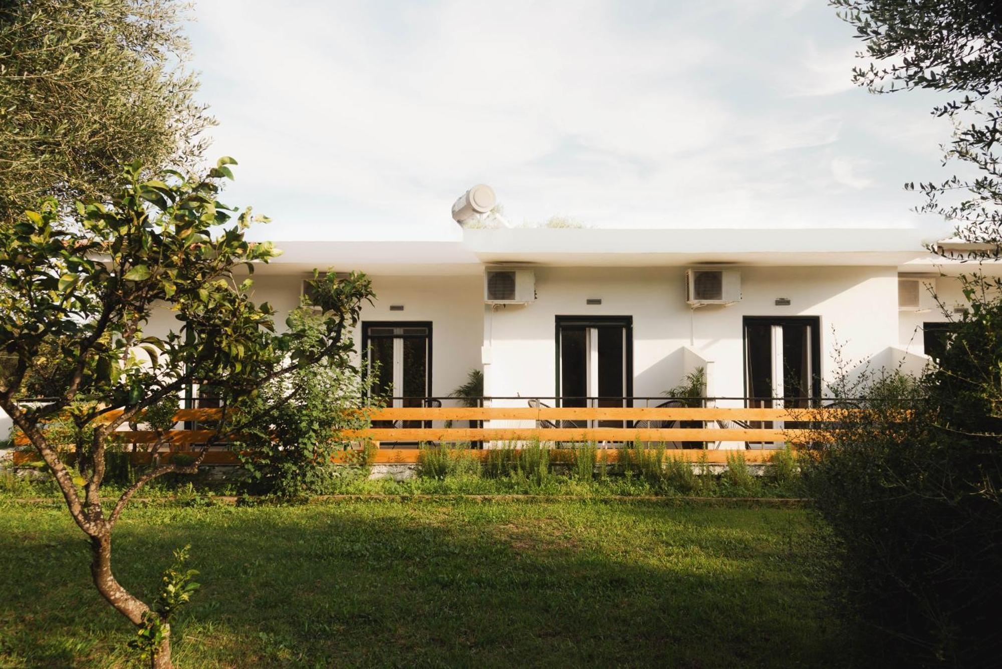 Olive Grove Suites Boutique Hotel Мораїтика Екстер'єр фото